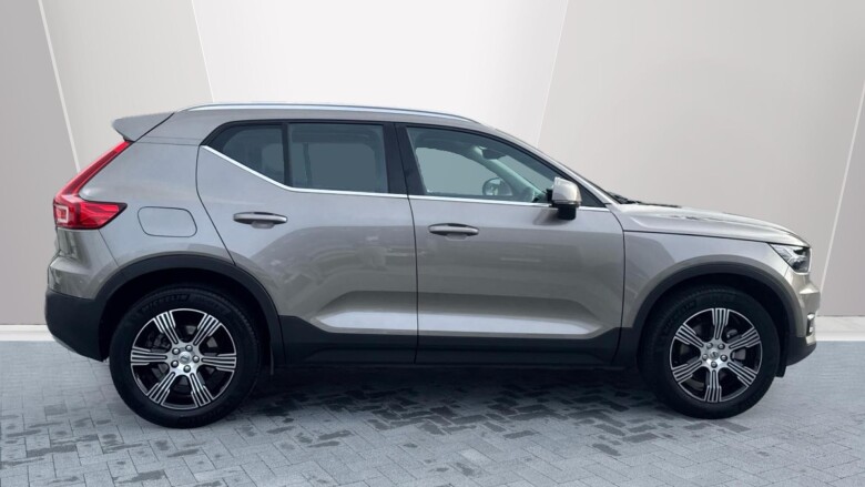 Volvo Xc40 2.0 B4P Inscription 5dr AWD Auto Petrol Estate